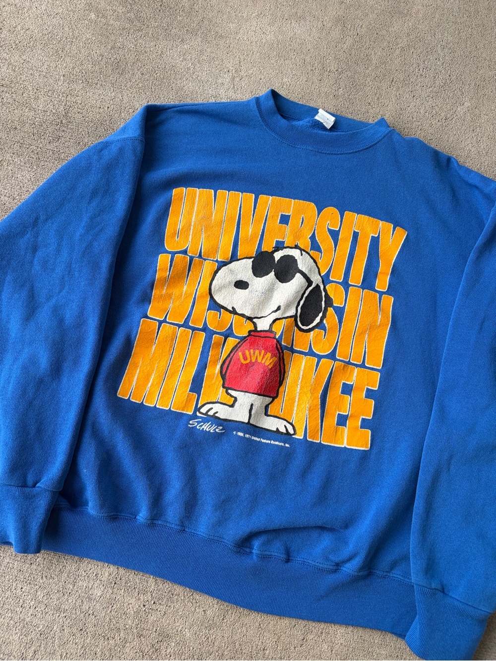Vintage 80s 90s University of Wisconsin Milwaukee Snoopy Schulz Crew Sweatshirt